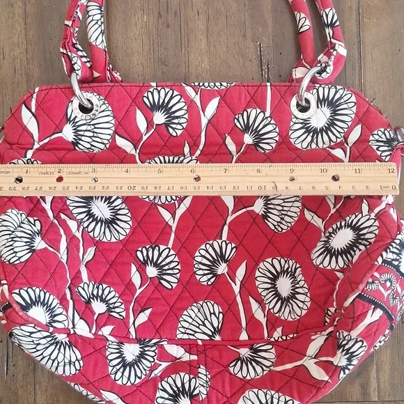 Vera Bradley Sophie Bag Deco Daisy Red White Black Floral Quilted Shoulder Bag - Picture 8 of 15
